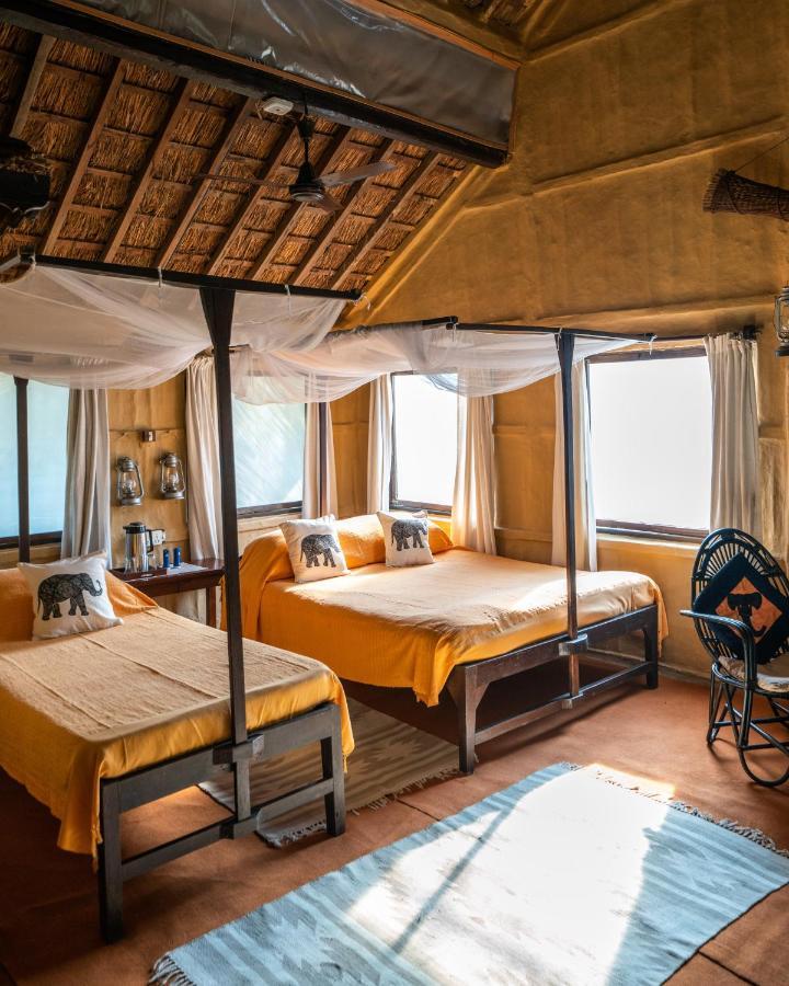 Tiger Tops Karnali Lodge バルディヤ エクステリア 写真